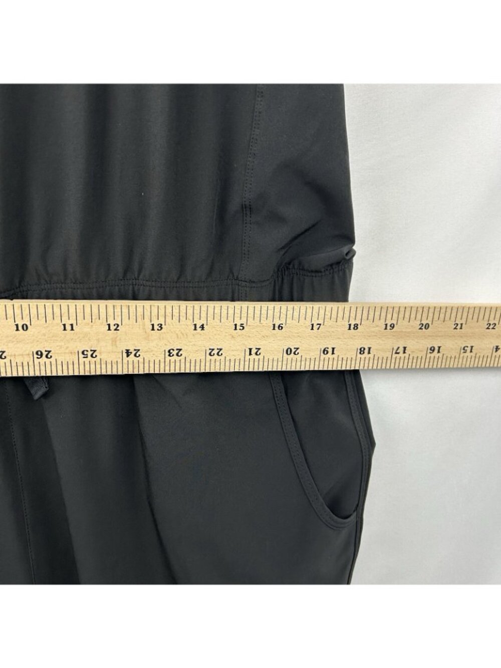 Patagonia Fleetwith Romper Jumpsuit Women’s XL Black Sleeveless Pockets Hiking - Picture 10 of 16